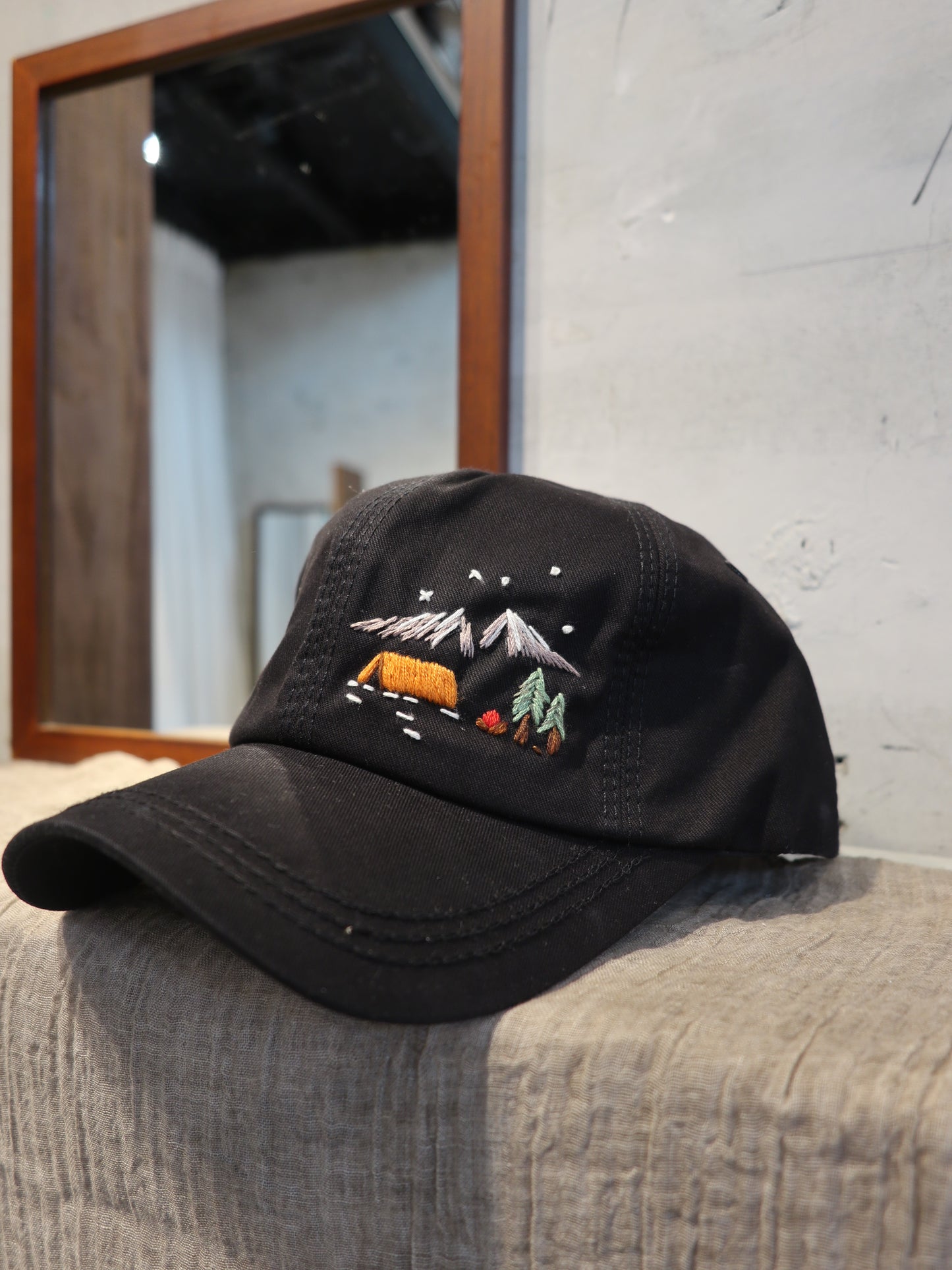 露營區手刺繡棒球帽|Basic Version