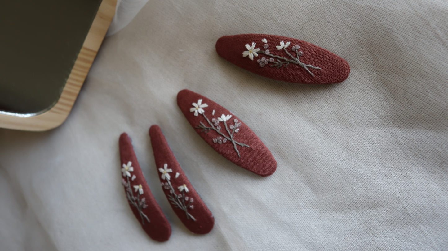 小菊手刺繡髮夾/BB髮夾