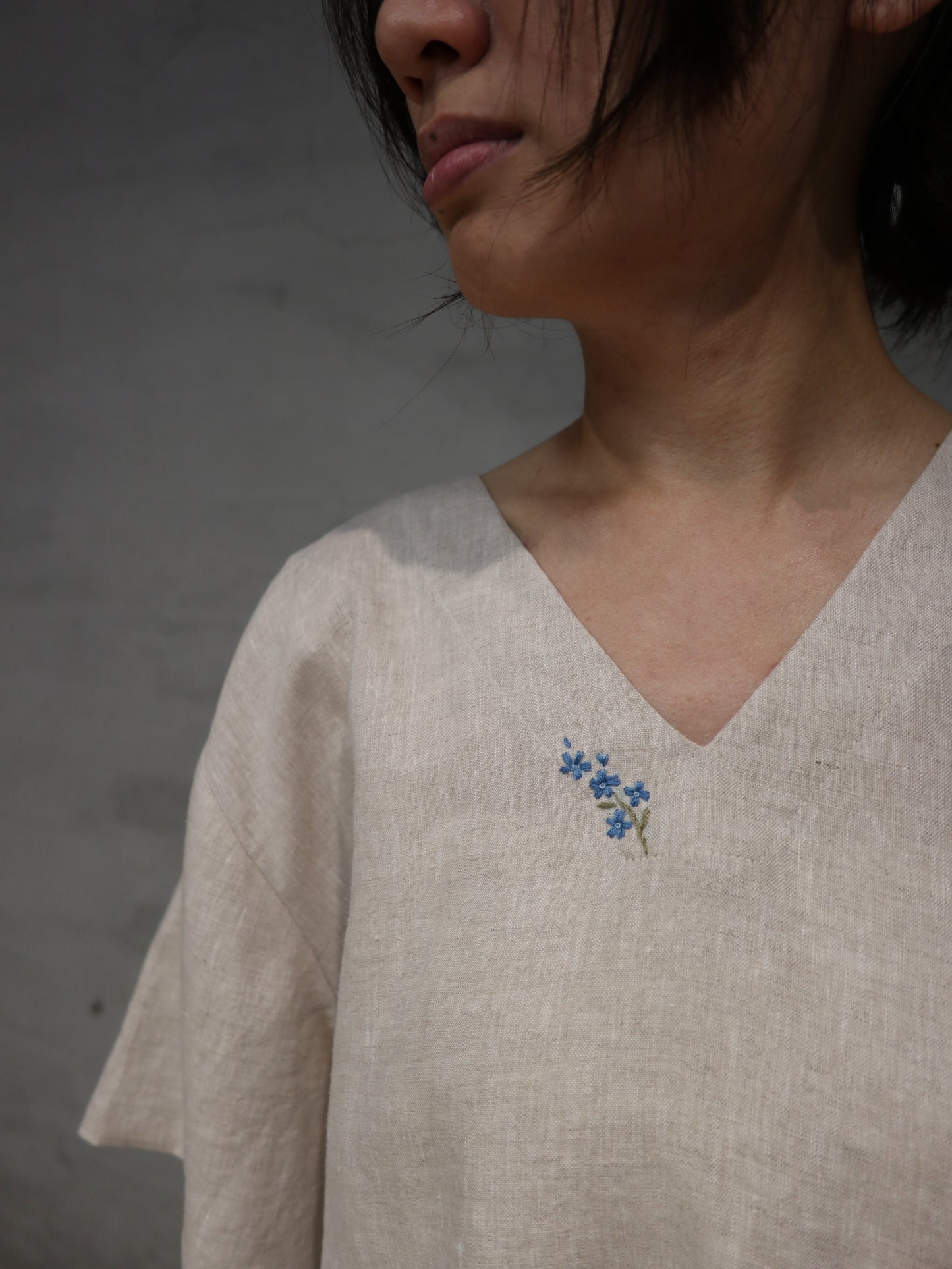 勿忘我花Forget me not|V領短抽亞麻上衣