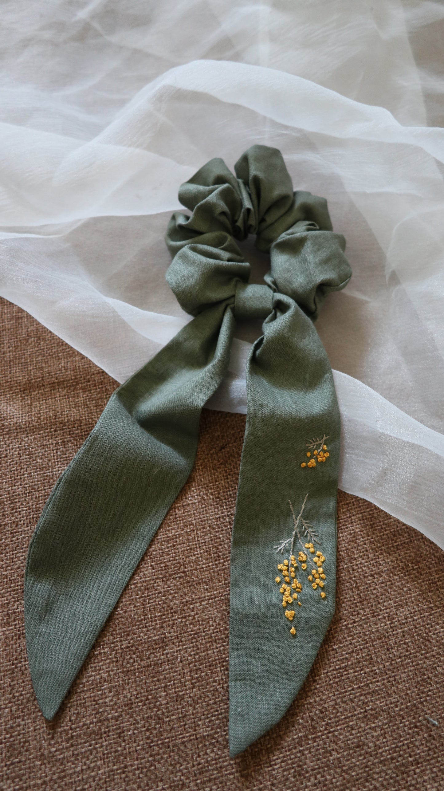 Mimosa 金合歡手刺繡長尾髮圈/鬆緊髮圈