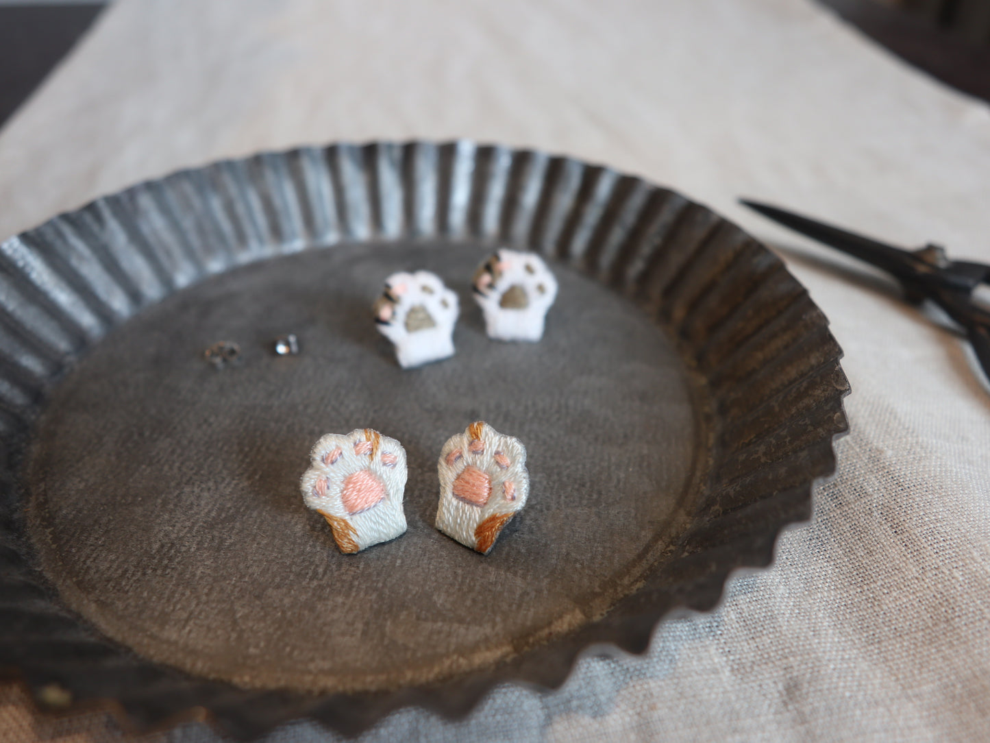 貓爪刺繡耳環|耳針|耳夾
