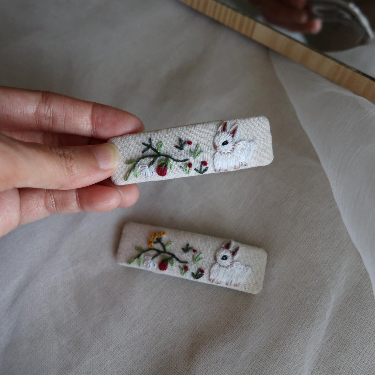 兔子手刺繡髮夾/BB髮夾