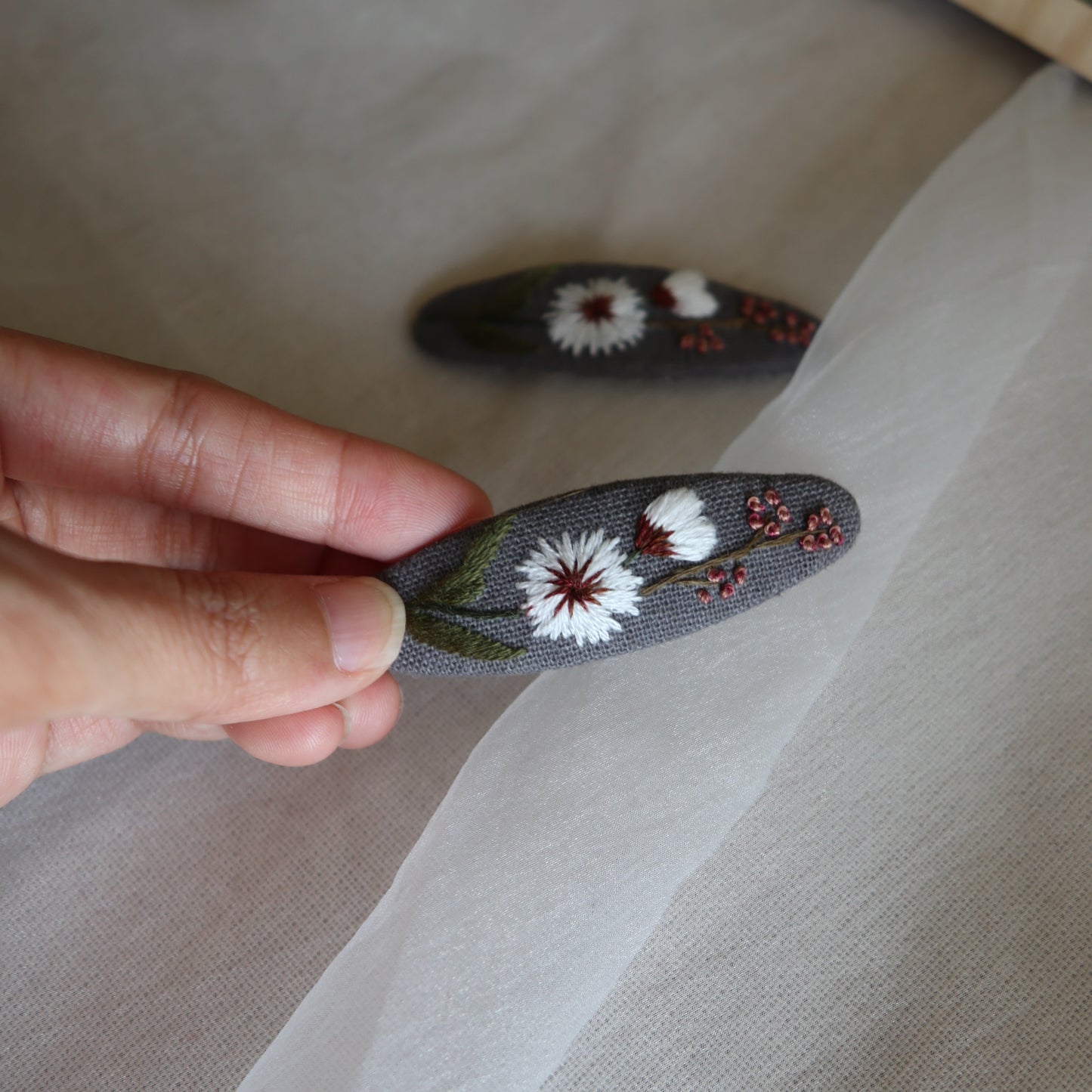 一束花手刺繡髮夾/BB髮夾
