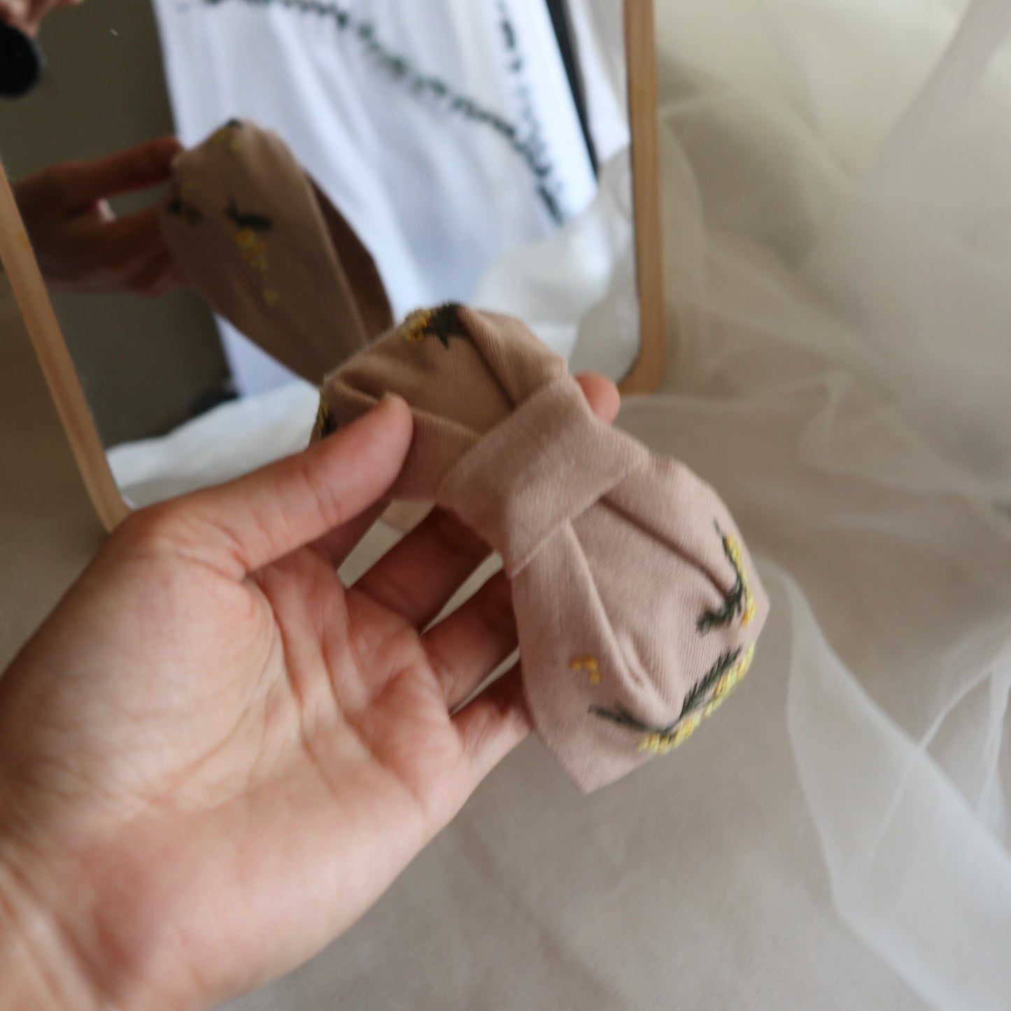 Mimosa金合歡手刺繡髮箍|兩邊刺繡不同