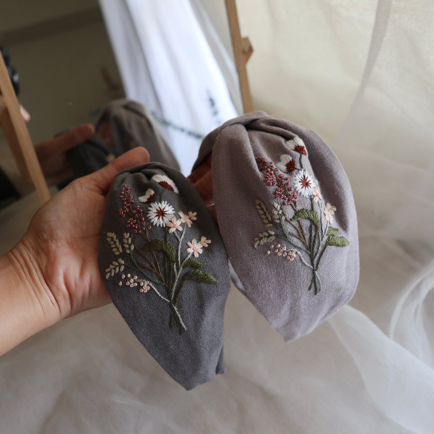 一束花手刺繡髮箍|兩邊刺繡不同
