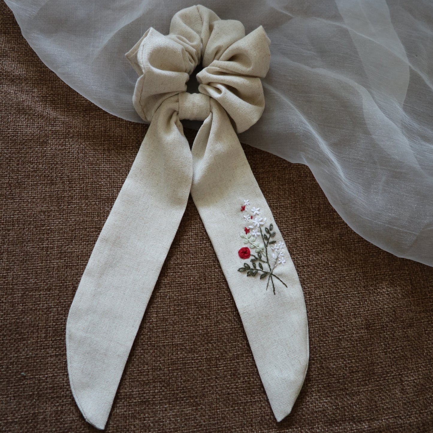 小花束手刺繡長尾髮圈/鬆緊髮圈