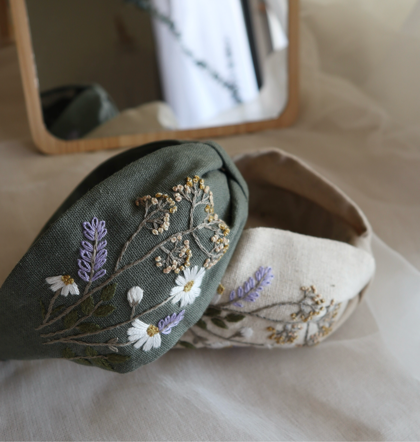 小花園手刺繡髮箍|兩邊刺繡不同