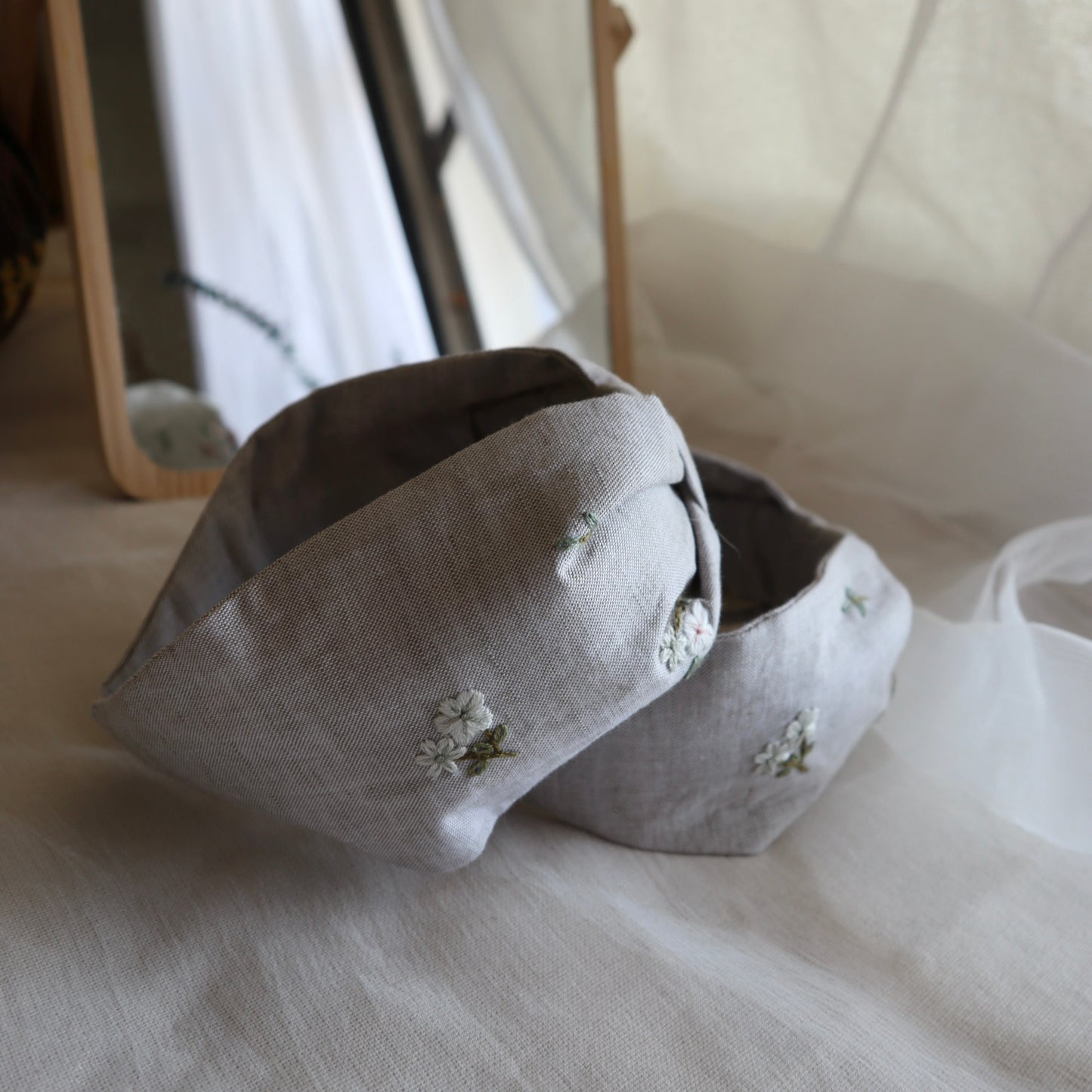 小花飛手刺繡髮箍|兩邊刺繡不同