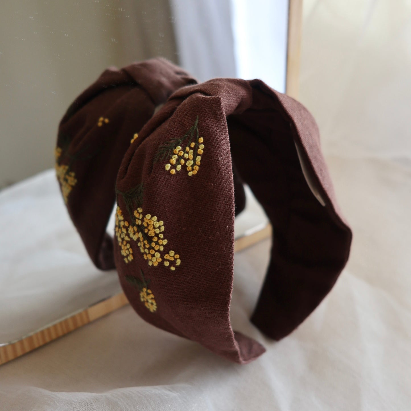 Mimosa金合歡手刺繡髮箍|兩邊刺繡不同