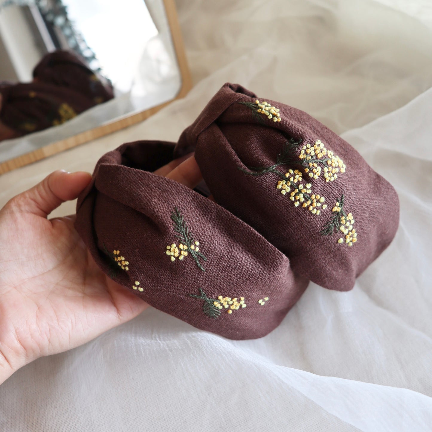 Mimosa金合歡手刺繡髮箍|兩邊刺繡不同