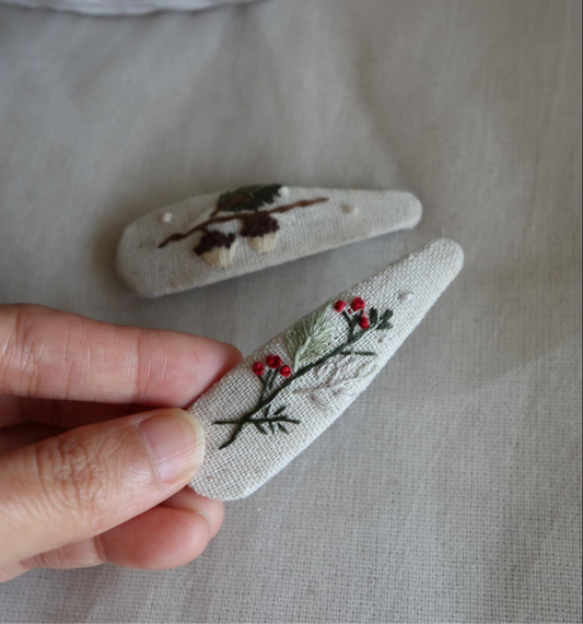 一束花手刺繡髮夾/BB髮夾