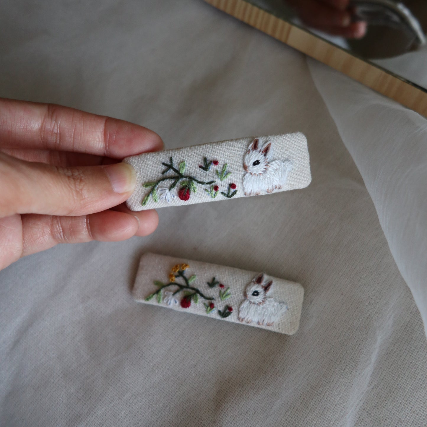 兔子手刺繡髮夾/BB髮夾