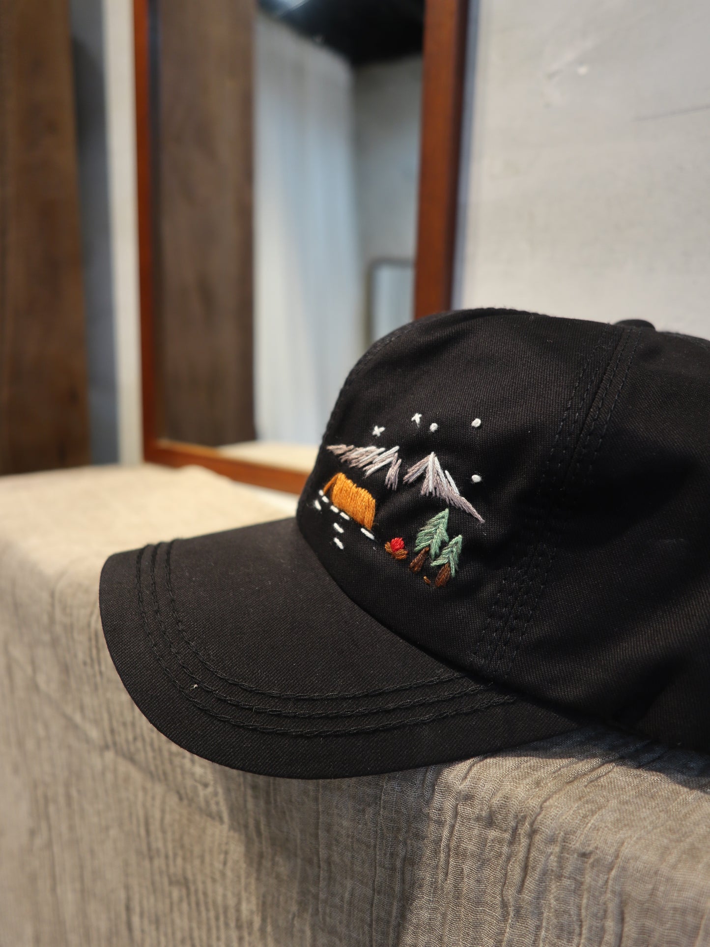 露營區手刺繡棒球帽|Basic Version
