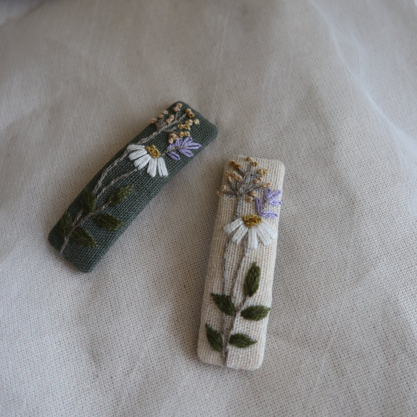 小花園手刺繡髮夾/BB髮夾