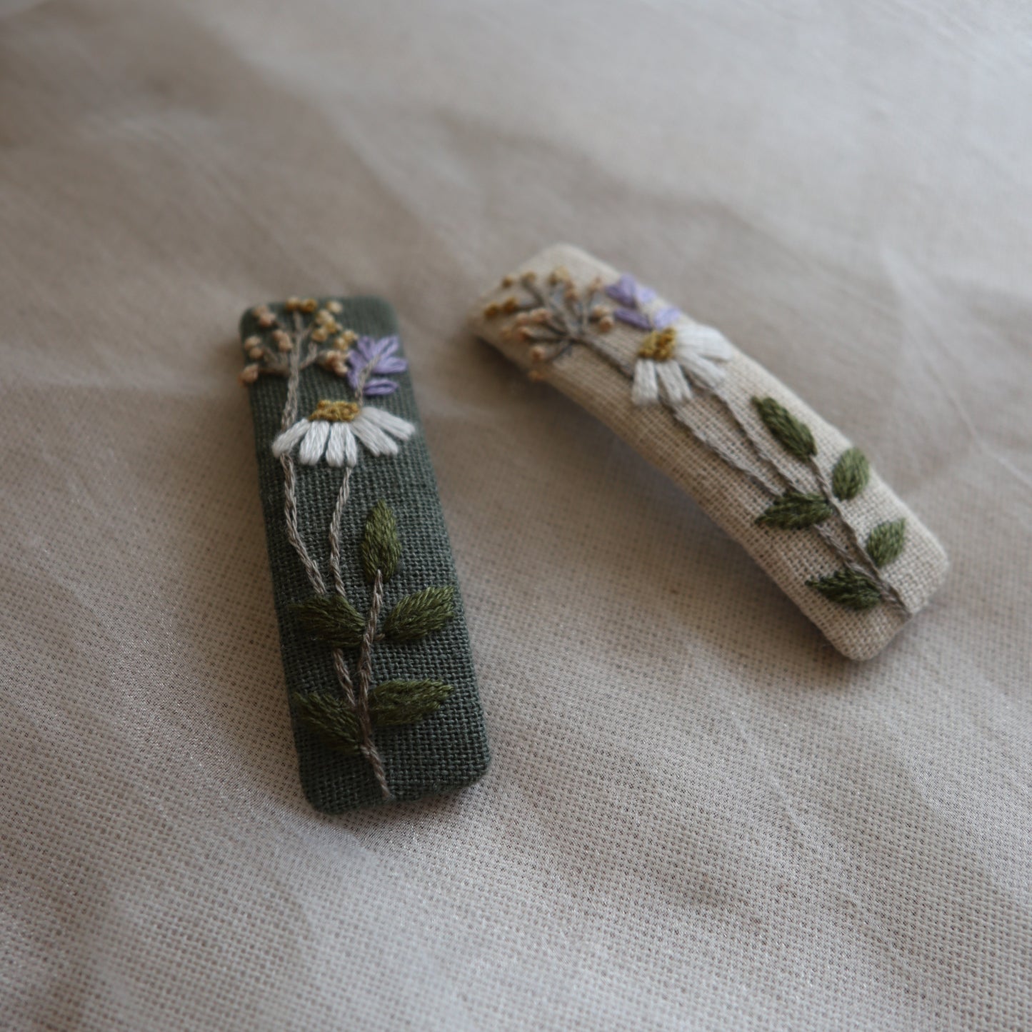 小花園手刺繡髮夾/BB髮夾