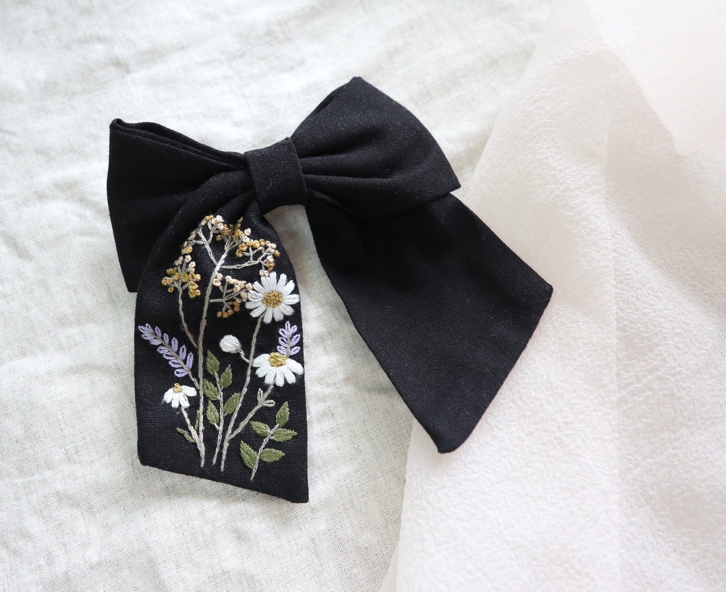 花卉手刺繡蝴蝶結髮飾