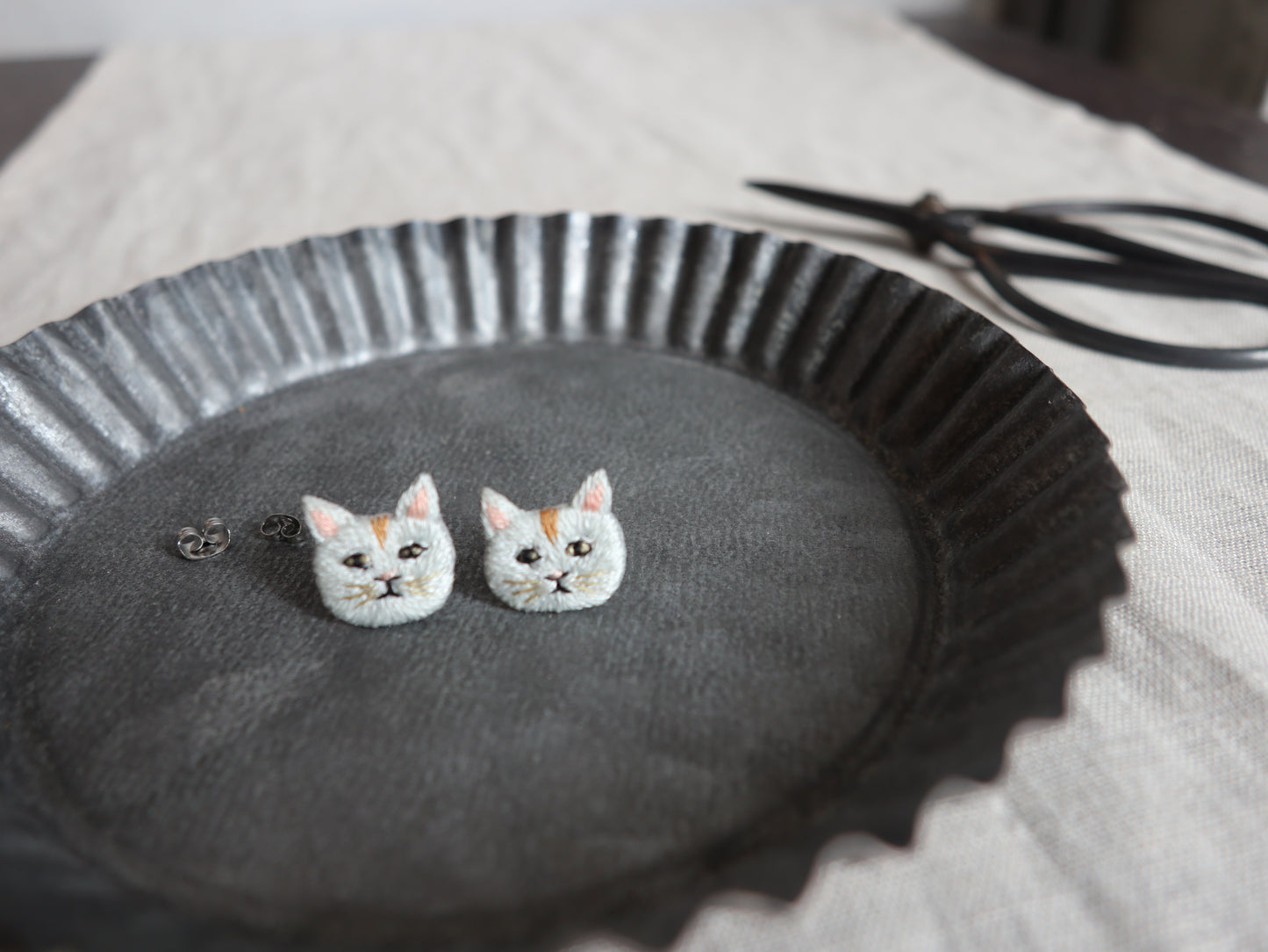 小貓刺繡耳環｜耳針｜耳夾