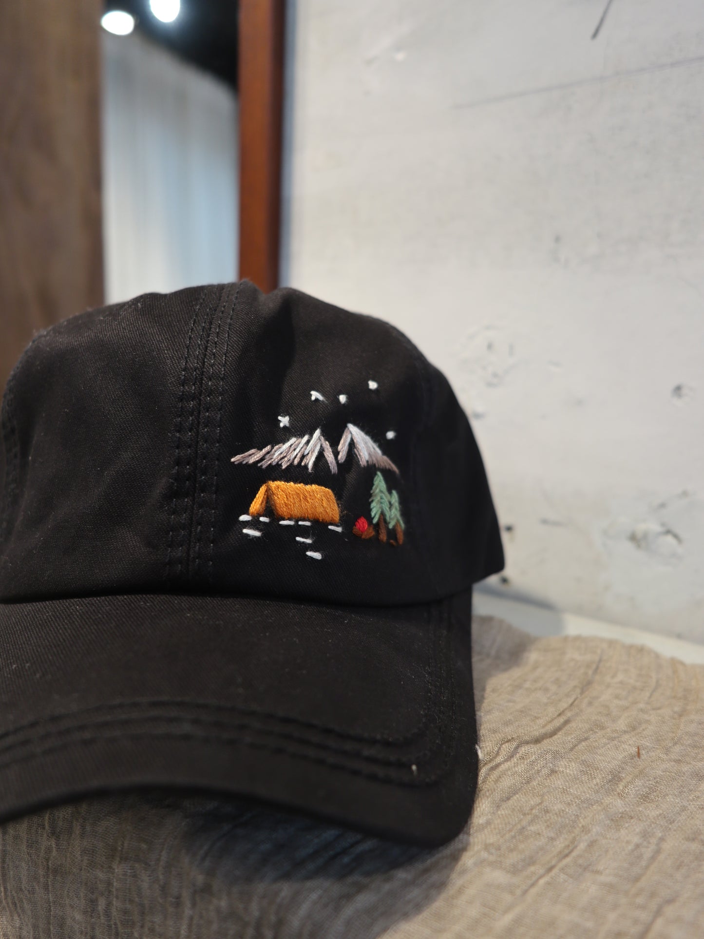 露營區手刺繡棒球帽|Basic Version
