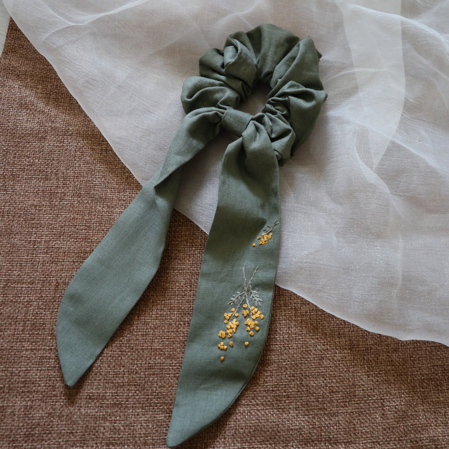 Mimosa 金合歡手刺繡長尾髮圈/鬆緊髮圈